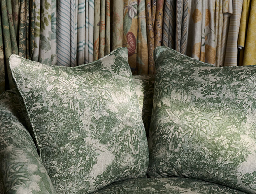 Scatter in RHS Botanicals Ferns Toile Spring Green